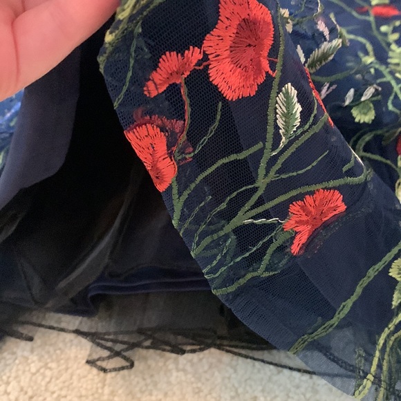 Navy Embroidered Flower Dress, size 3 - Picture 4 of 5